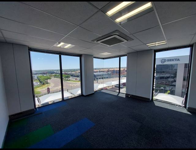 878M² OFFICE TO LET IN VORNA VALLEY